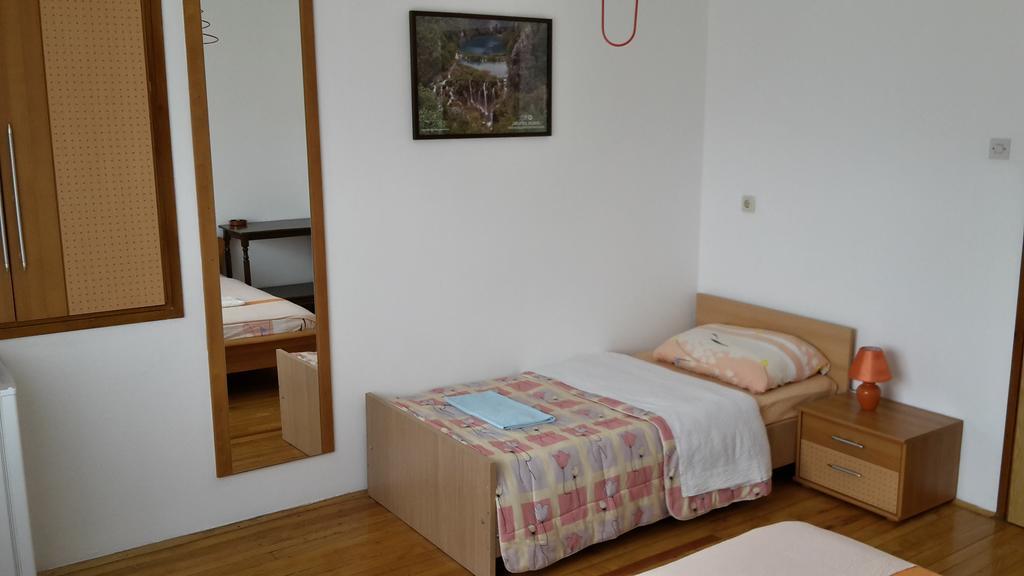 House Petkovic Hotel Korenica Exterior photo