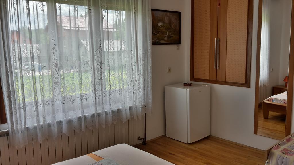 House Petkovic Hotel Korenica Exterior photo